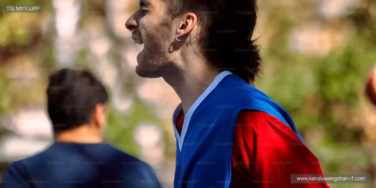 汗水与荣耀的舞台，等你来战！⚽ 报名即享专属福利，点击开启征程！